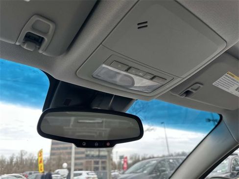 Used 2014 Chevrolet Cruze LS image 29