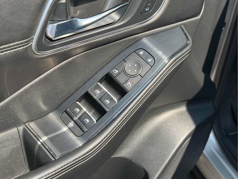 Used 2022 Nissan Rogue Platinum w/ Head-Up Display Package AWD/4WD image 4