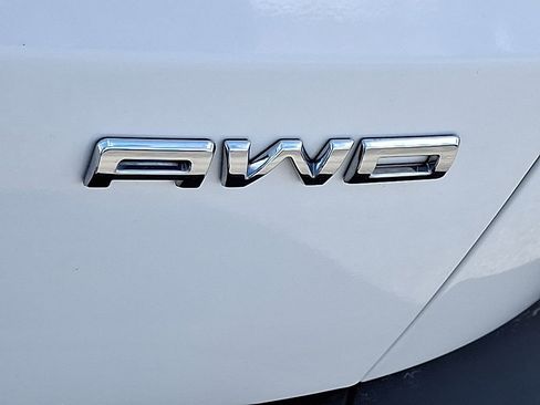 Used 2022 Ford Escape SE w/ SE Sport Appearance Package image 31