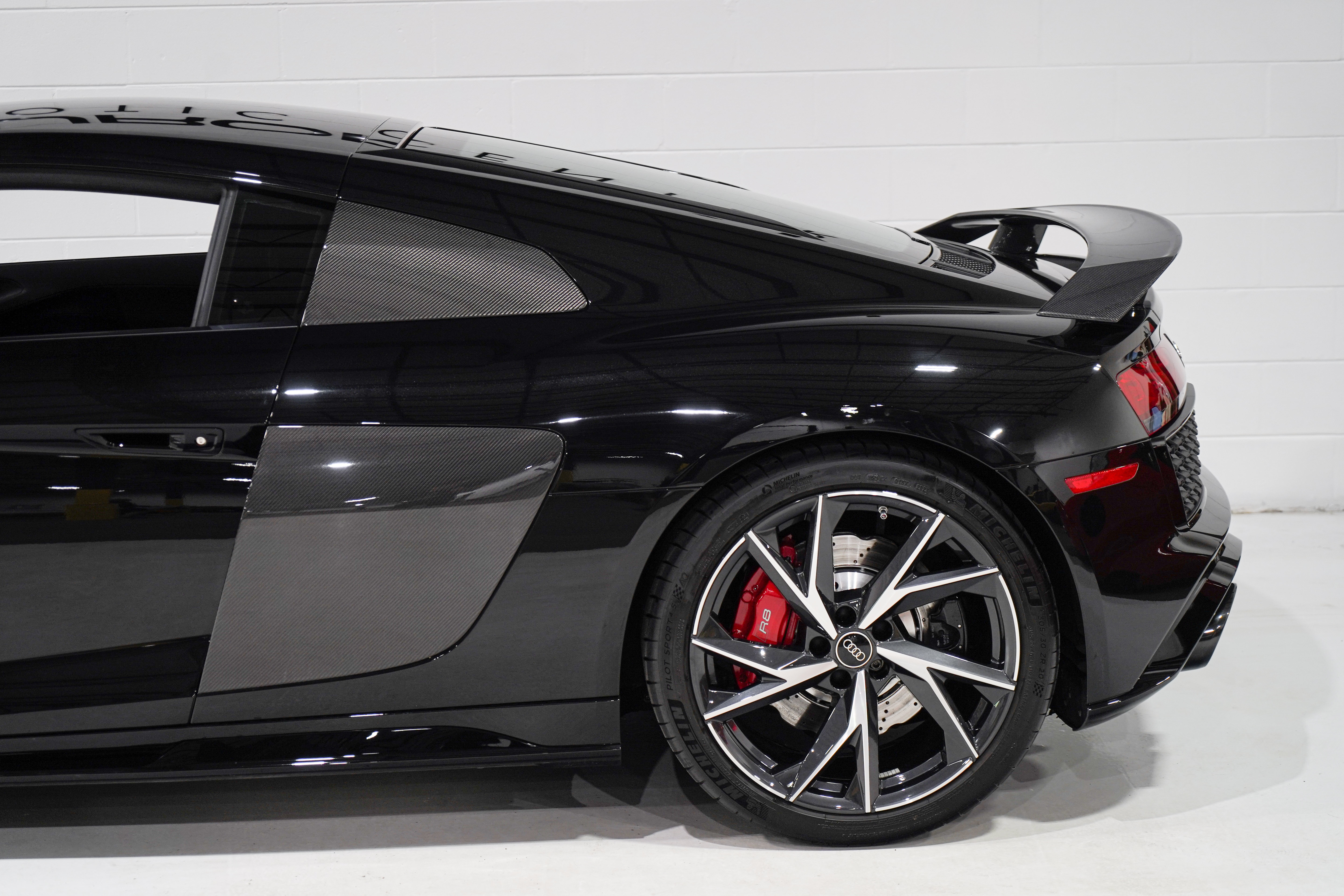 Used 2023 Audi R8 V10 performance RWD image 33