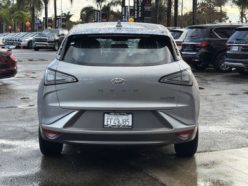 Used 2022 Hyundai Nexo Blue image 4