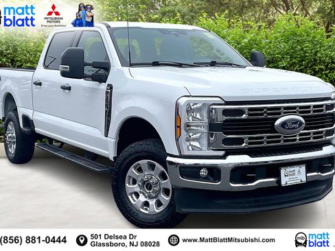 Used 2024 Ford F350 XLT image 2