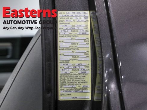 Used 2018 RAM 3500 Tradesman w/ Chrome Appearance Group image 34