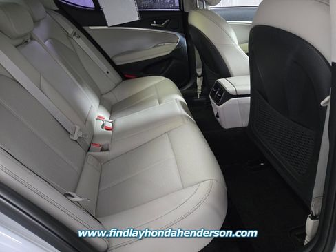 Used 2020 Genesis G70 2.0T image 13