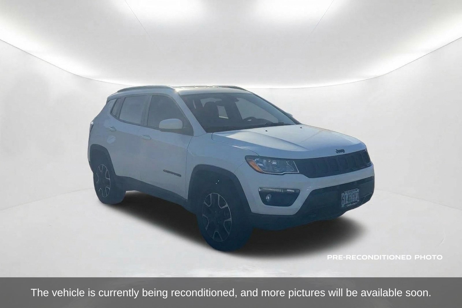 Used 2020 Jeep Compass Sport AWD/4WD image 3