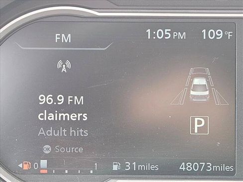Used 2025 Nissan Versa SV FWD image 10