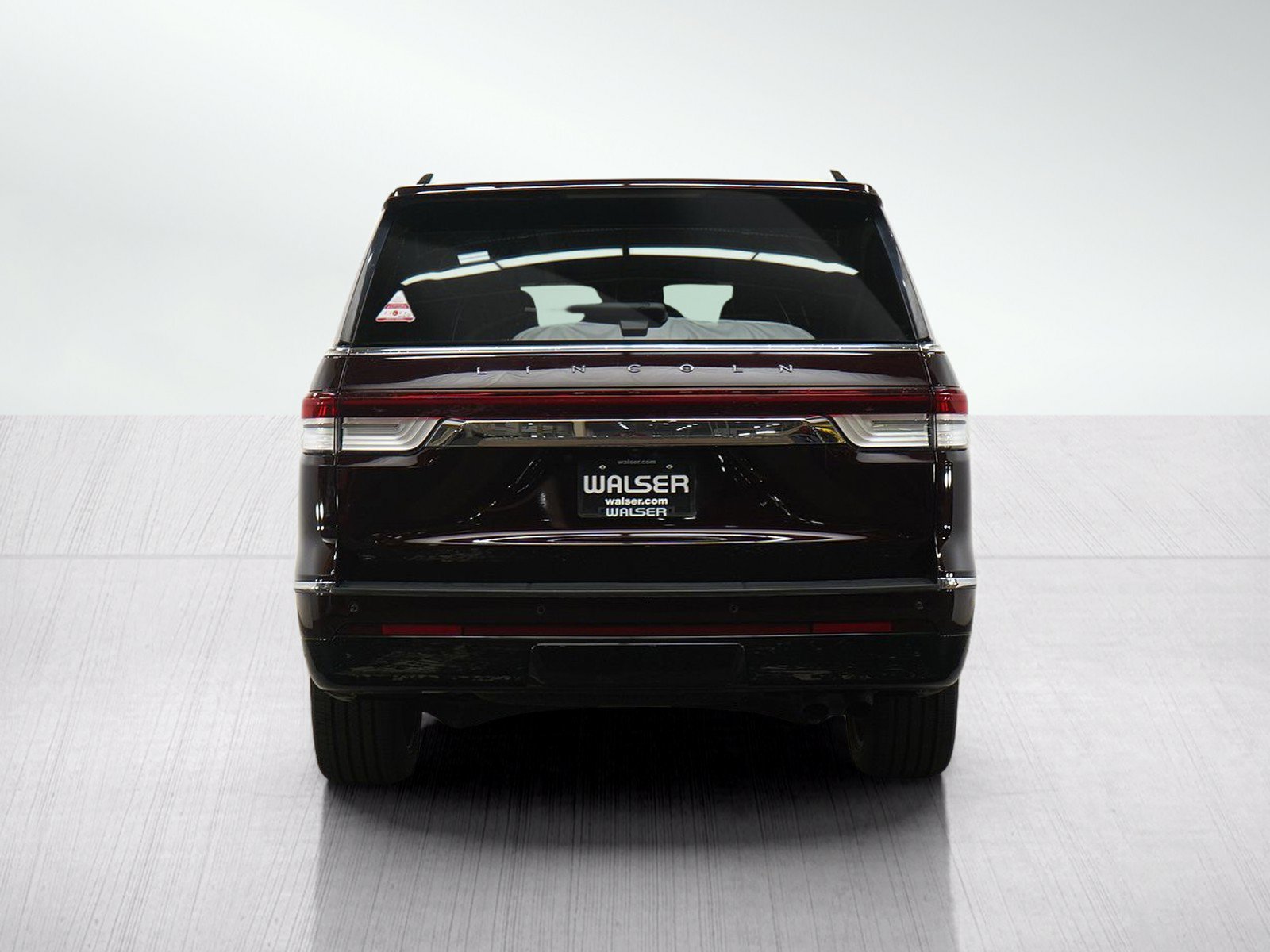 Used 2023 Lincoln Navigator Reserve w/ Equipment Group 201A AWD/4WD image 4