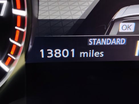 Certified 2024 Nissan Pathfinder SL image 2