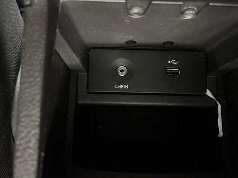 Used 2014 Ford Focus SE image 32