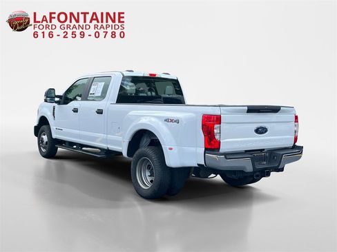 Used 2020 Ford F350 XL w/ Power Equipment Group image 5