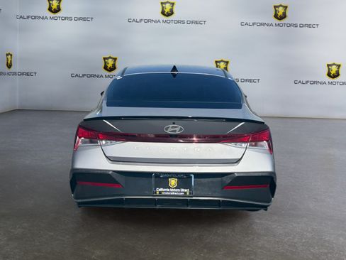 Used 2025 Hyundai Elantra Sport FWD image 4