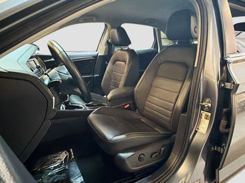 Used 2024 Volkswagen Jetta SE image 13