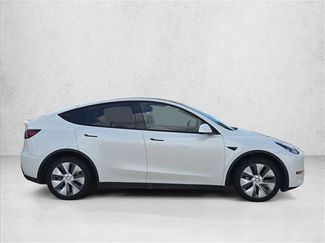 Used 2023 Tesla Model Y Long Range AWD/4WD video 4