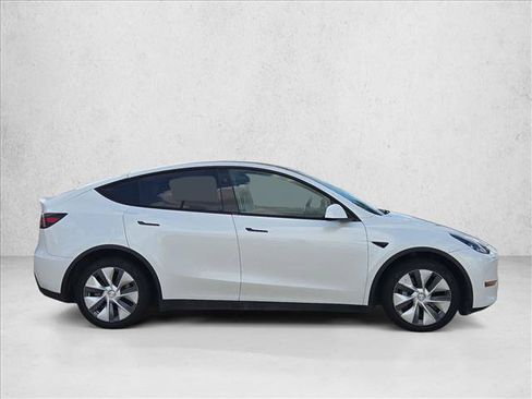 Used 2023 Tesla Model Y Long Range AWD/4WD image 4