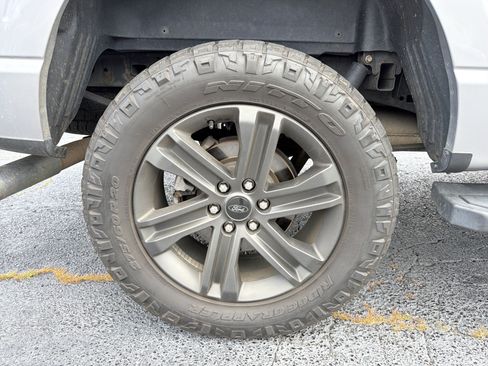 Used 2021 Ford F150 XLT w/ Equipment Group 302A High AWD/4WD image 10