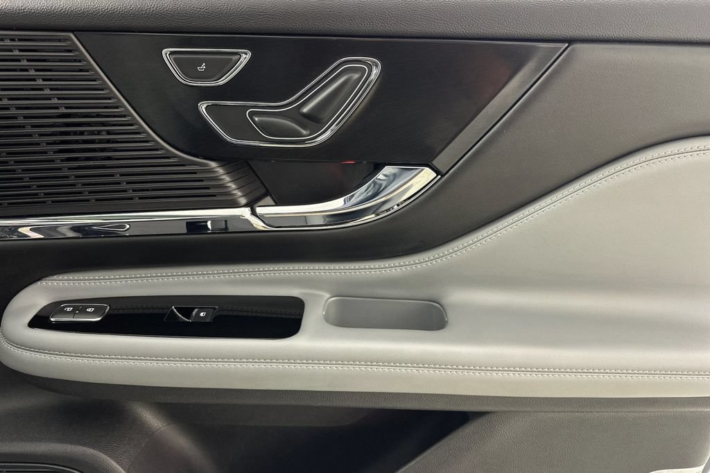 Used 2022 Lincoln Corsair Grand Touring AWD/4WD image 20