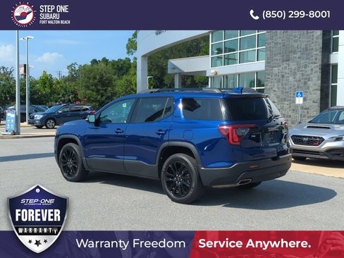 Used 2023 GMC Acadia SLT w/ Elevation Edition FWD image 5