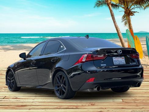 Used 2016 Lexus IS 200t w/ F Sport Package RWD image 4