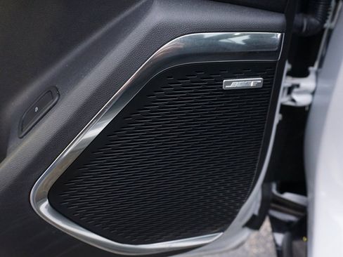 Certified 2025 Chevrolet Traverse High Country image 28