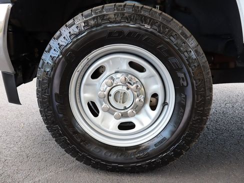 Used 2019 Ford F250 XL w/ Power Equipment Group AWD/4WD image 40