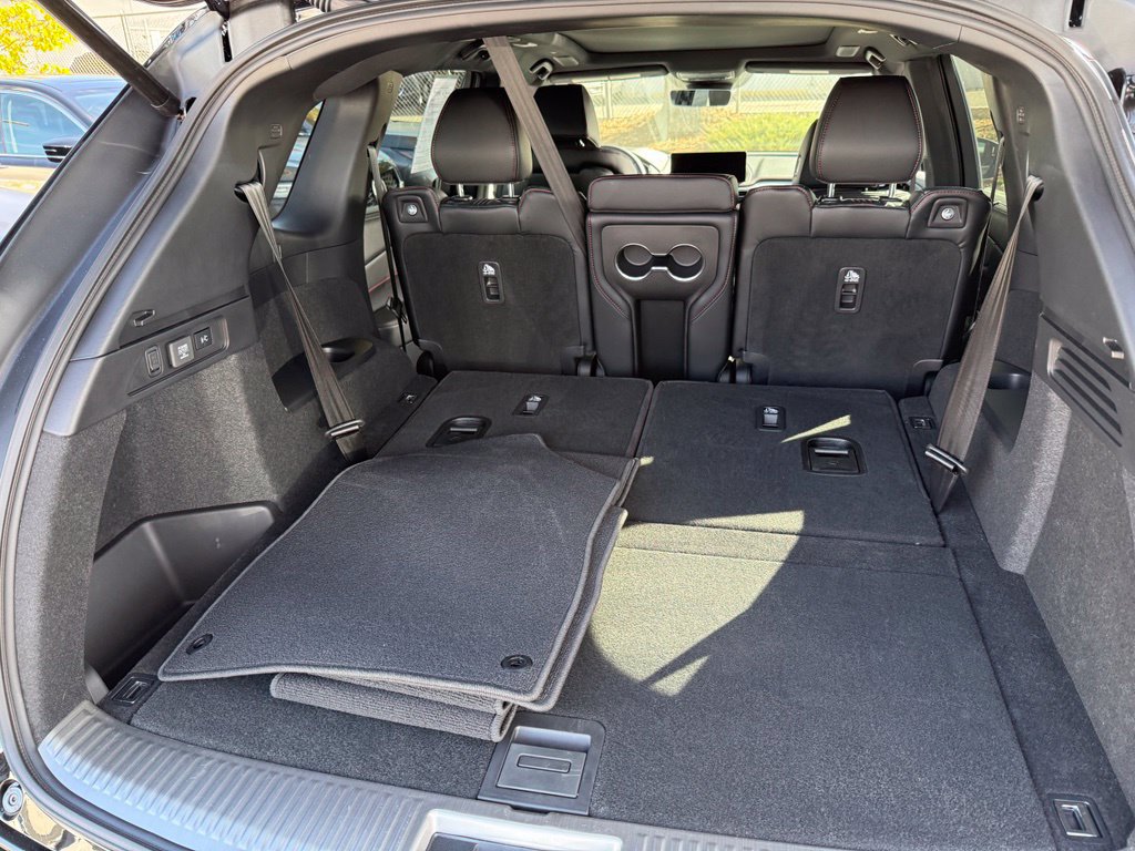Used 2026 Acura MDX A-Spec w/ Advance Package AWD/4WD image 14