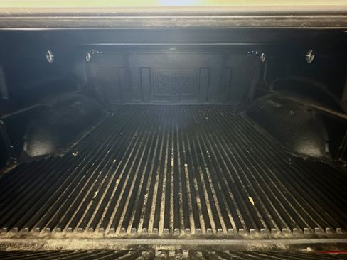 Used 2023 RAM 1500 Big Horn AWD/4WD image 30