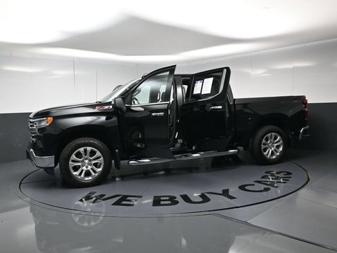 Used 2025 Chevrolet Silverado 1500 LTZ w/ LTZ Premium Package AWD/4WD image 22