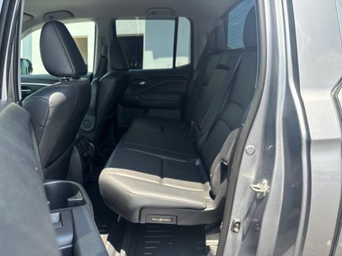 Used 2018 Honda Ridgeline RTL-T image 33