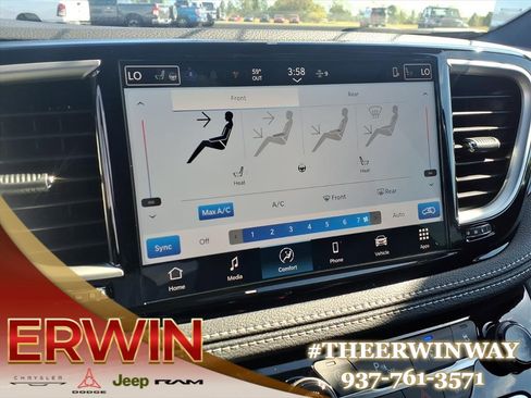 New 2026 Chrysler Pacifica Select image 12