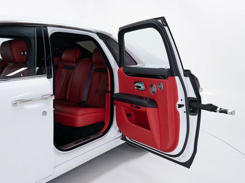 Certified 2022 Rolls-Royce Ghost w/ Ghost Package image 30