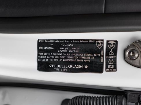 Used 2024 Lamborghini Urus S image 53