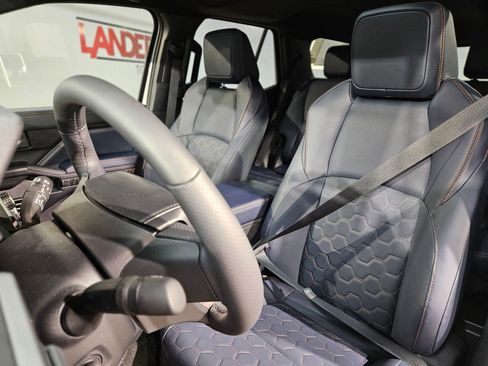 New 2026 Toyota 4Runner 4WD image 12