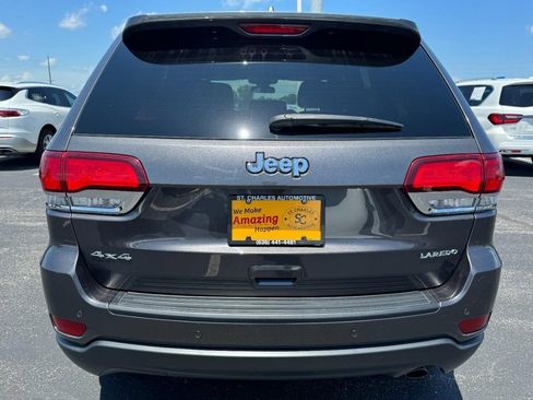 Used 2021 Jeep Grand Cherokee Laredo image 4