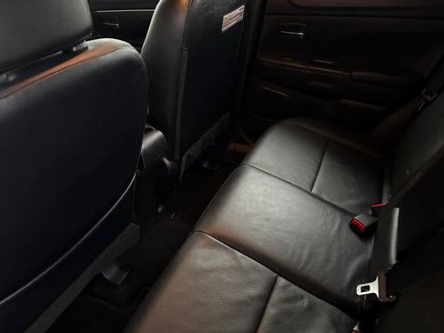 Used 2015 Mitsubishi Outlander Sport SE image 4