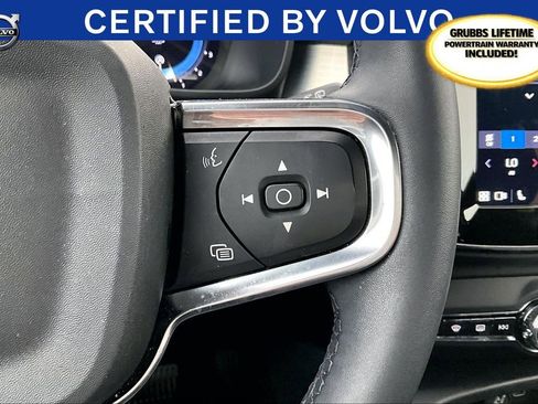 Used 2024 Volvo XC40 B5 Core image 26