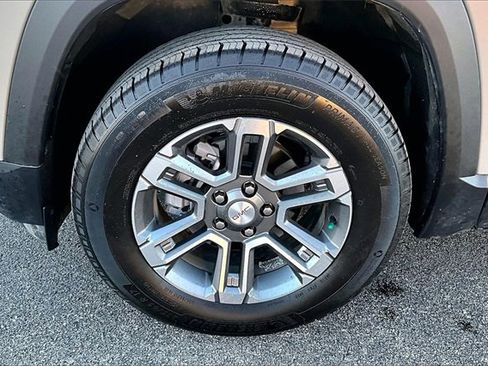 New 2026 GMC Terrain Elevation image 12