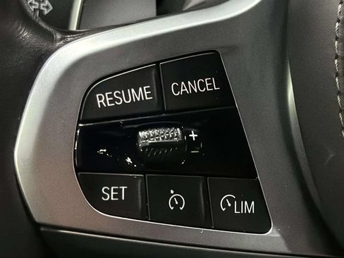 Used 2022 BMW X6 xDrive40i AWD/4WD image 22