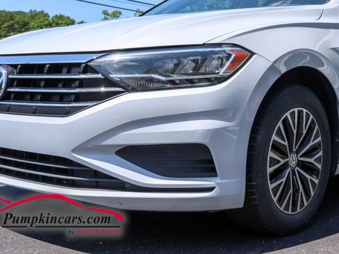 Used 2019 Volkswagen Jetta SE FWD image 9