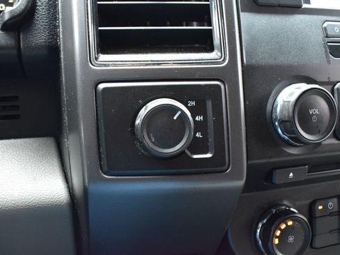 Used 2017 Ford F150 XLT AWD/4WD image 34