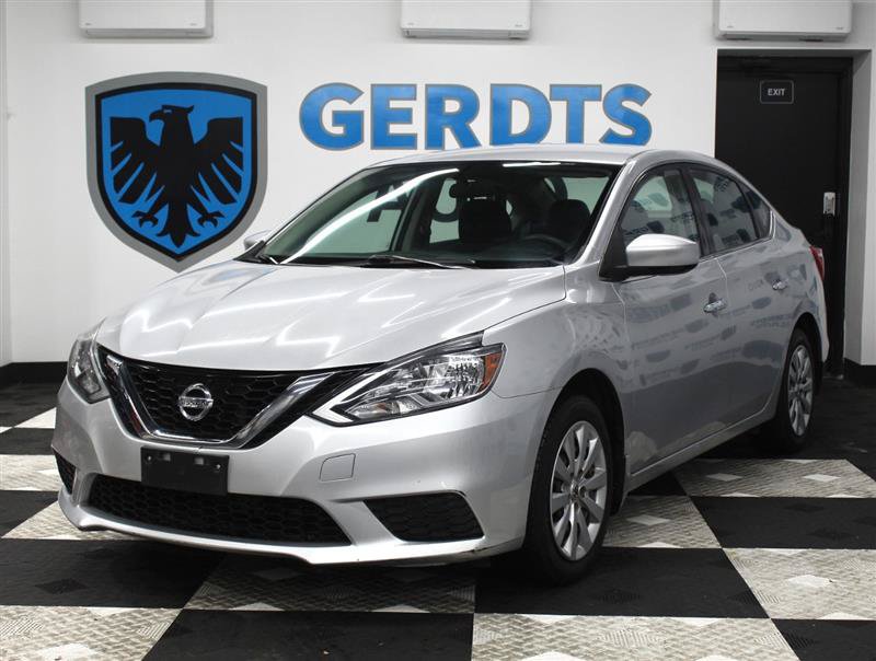 Used 2017 Nissan Sentra S FWD image 1
