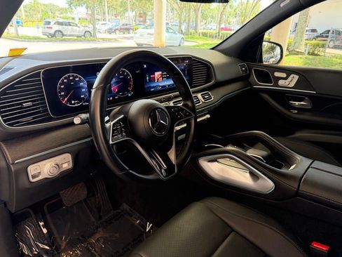 Used 2025 Mercedes-Benz GLE 350 4MATIC image 6