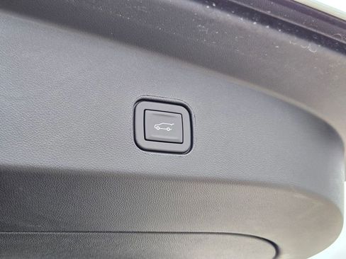 New 2026 Cadillac Lyriq V w/ Exterior Carbon Fiber Package image 32