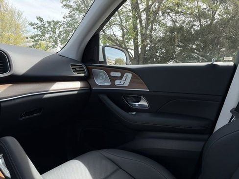 Used 2025 Mercedes-Benz GLE 350 4MATIC image 28