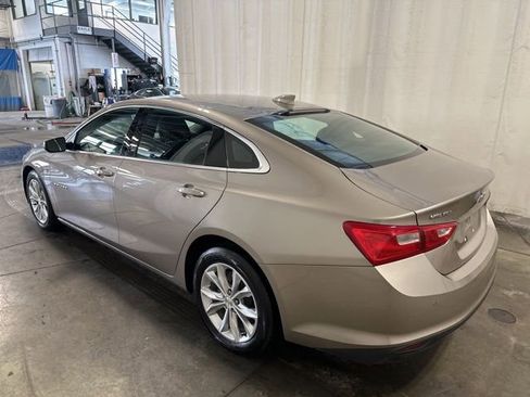 Used 2025 Chevrolet Malibu LT image 6