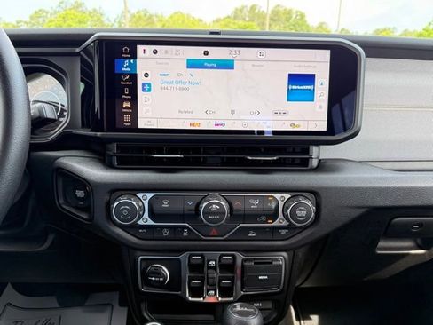 New 2026 Jeep Gladiator Sport AWD/4WD image 19