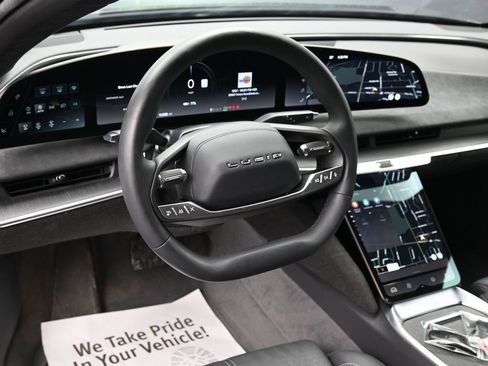 Used 2024 Lucid Air Grand Touring image 29