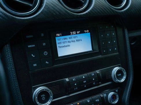 Used 2022 Ford Mustang Coupe RWD image 17