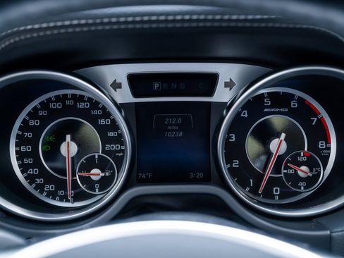Used 2014 Mercedes-Benz SL 63 AMG image 20