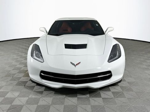 Used 2019 Chevrolet Corvette Stingray Coupe w/ 1LT RWD image 2