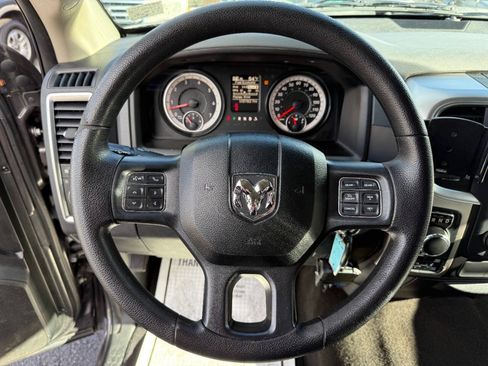 Used 2017 RAM 1500 Classic SLT AWD/4WD image 20